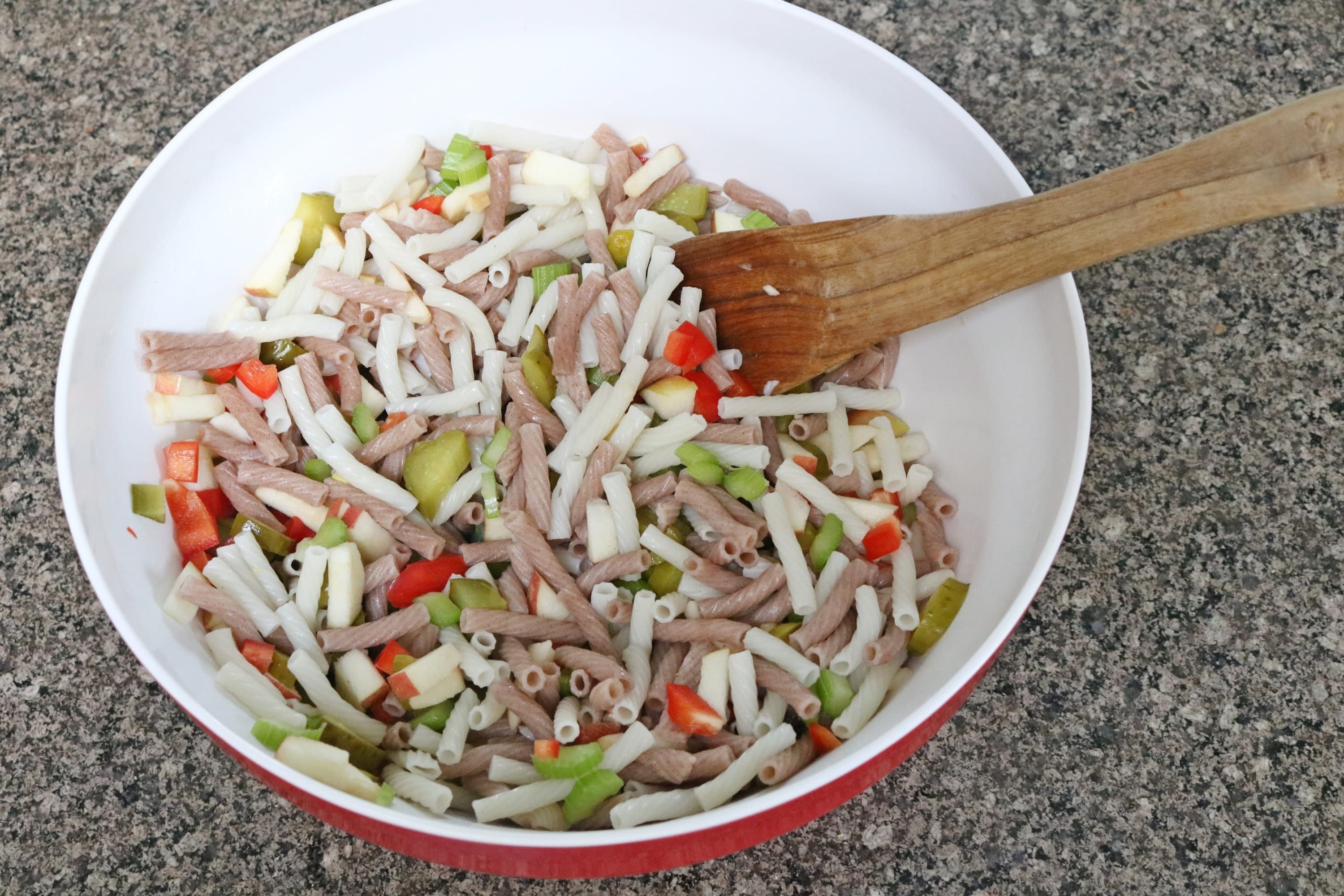 Dairy Free Macaroni Salad Recipe (GlutenFree Too!)