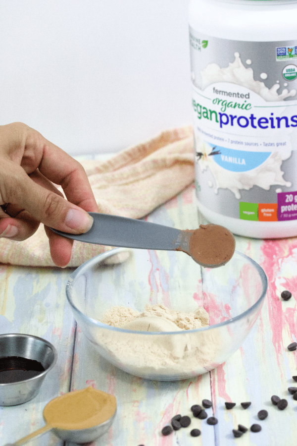 Best Chocolate Protein Fluff [Vegan, No Xanthan Gum, 28g Protein]