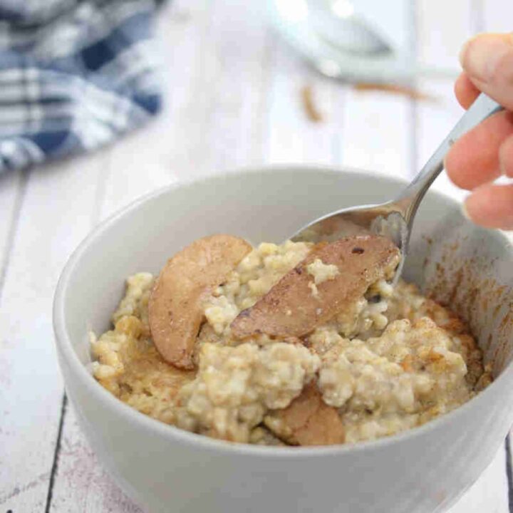 Creamy Slow Cooker Porridge (DairyFree, HighProtein)
