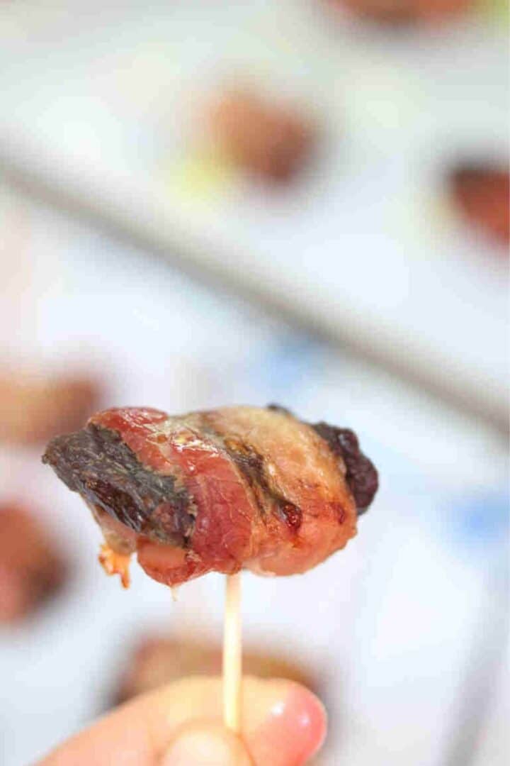 Oven Baked Bacon Wrapped Steak Bites