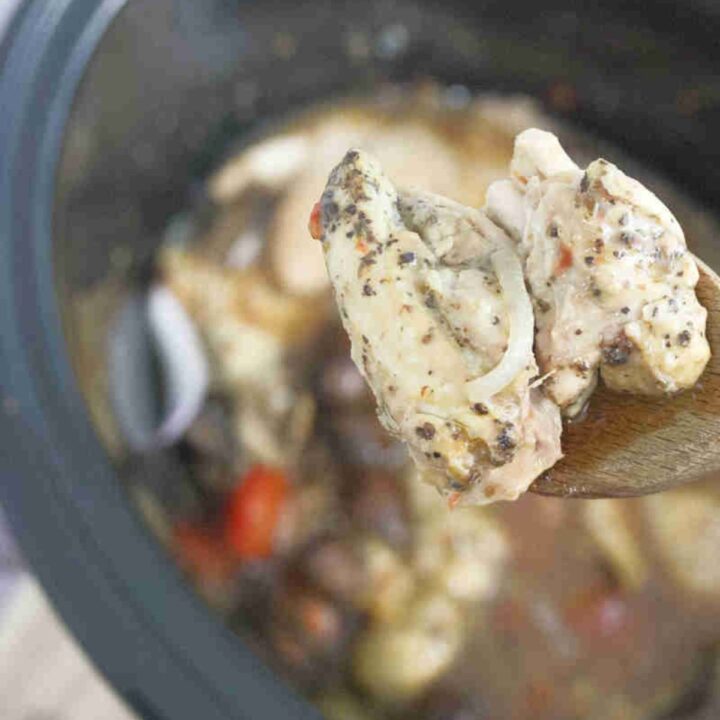Slow Cooker Hunters Chicken [Dairy Free] - Fit as a Mama Bear