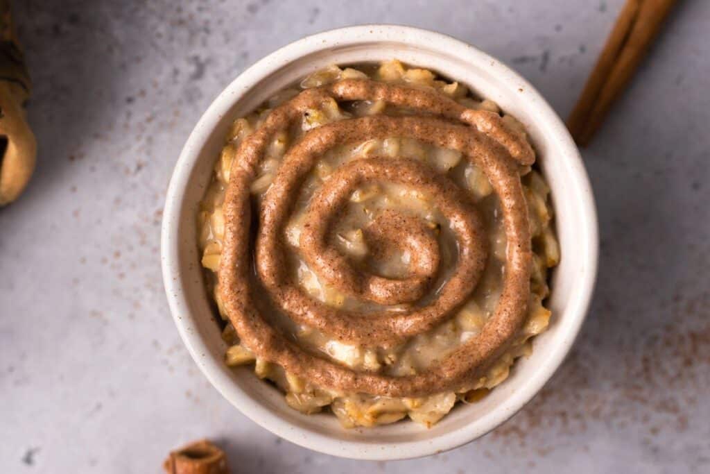 Cinnamon Roll Egg White Oats Fit As A Mama Bear cinnamon-roll-egg-white-oats-fit-as-a-mama-bear