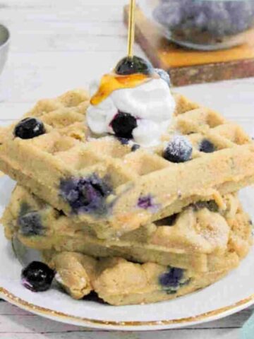 cropped-Blueberry-protein-waffles-3.jpg